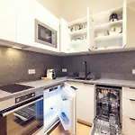 Апартаменты Leonart Living 11 *