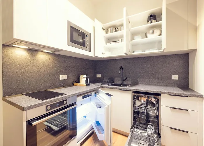 Apartament Leonart Living 11 *