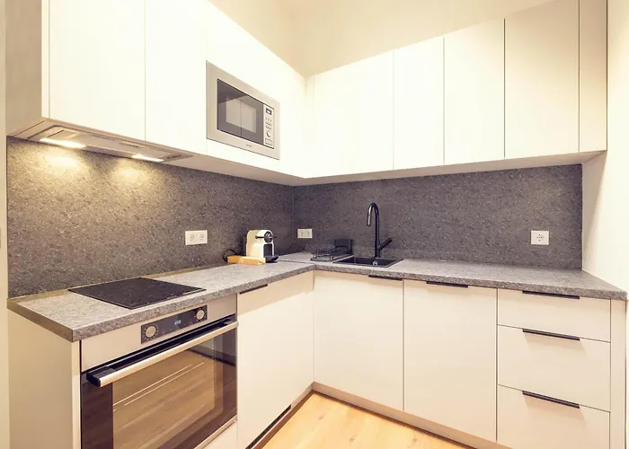 Leonart Living 11 Apartament *